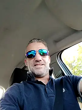 handsome8inchh online show from 09-08-25, 04:17