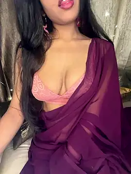 KARISHMA-STRIP online show from 01-06-26, 05:39