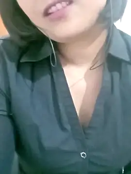 Queen Kushi4 online show from 04-27-26, 07:56
