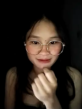 Snapshot of saronla_03 chatting on 10-12-25, 03:57 saronla 03 online show from 10-12-25, 03:57