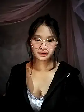 saronla 03 online show from 11-15-25, 07:01