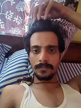 Snapshot of Crazycouple_01 chatting on 09-29-25, 08:32 Crazycouple 01 online show from 09-29-25, 08:32