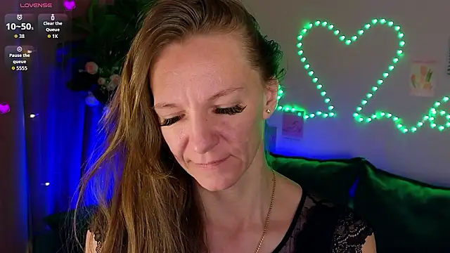 Jesica mooon online show from 02-07-26, 01:35