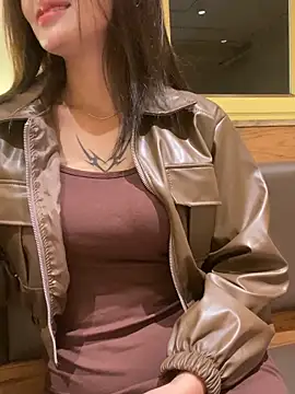   BabyShowPublic   online show from 10-17-25, 12:51