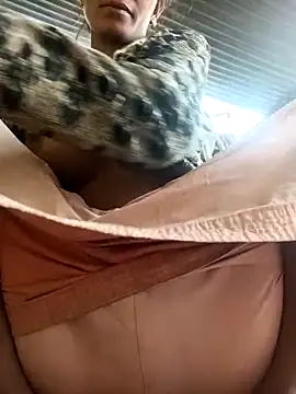 Juhi chawla online show from 12-22-25, 04:34