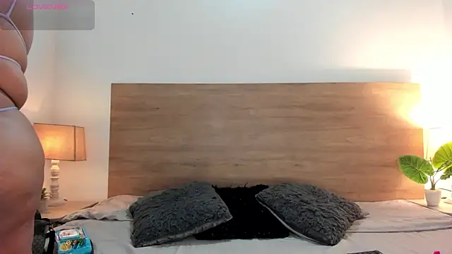 BellaNixs online show from 02-14-26, 12:16