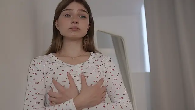  floret joy  online show from 09-18-25, 12:30