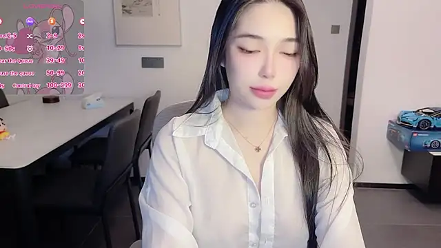 Snapshot of Scarlett-bb chatting on 09-22-25, 09:54 Scarlett-bb online show from 09-22-25, 09:54