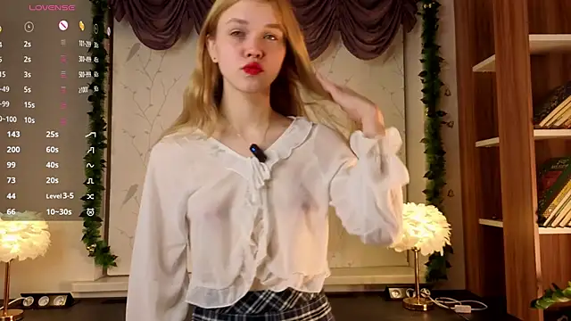 TomokoRocha online show from 02-13-26, 01:05