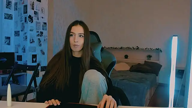 yourrdanceteacher online show from 10-13-25, 07:26