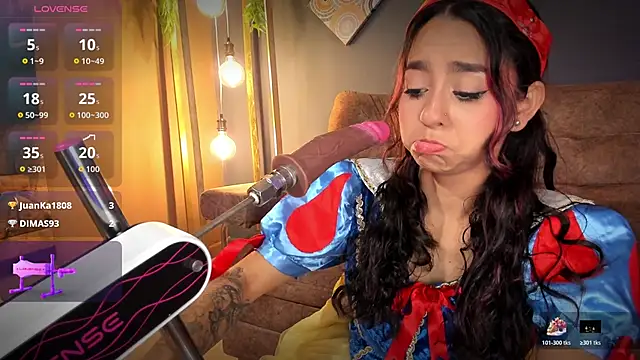 RACHELRUIZ online show from 10-31-25, 03:19