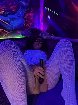 Nadja Noir online show from 10-19-25, 01:08