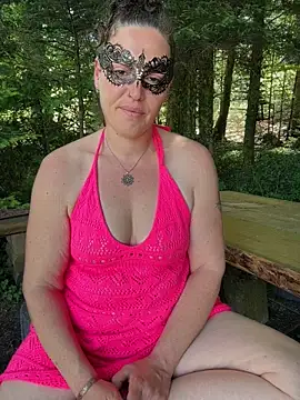 Nadja Noir online show from 05-24-26, 11:21