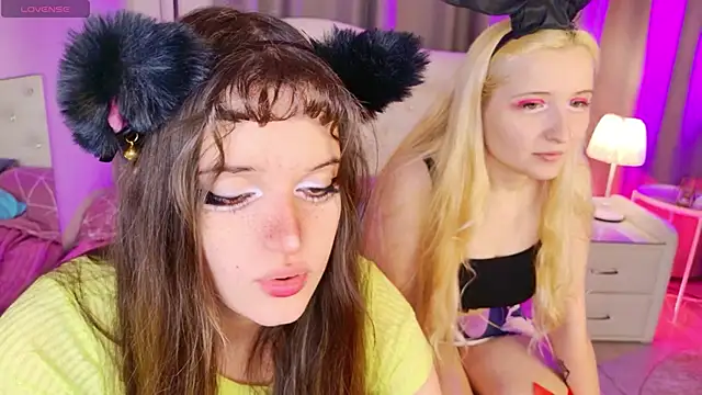 kamila blush online show from 11-14-25, 10:24