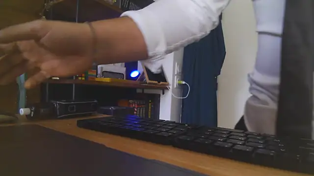 benTBM online show from 11-12-25, 01:37