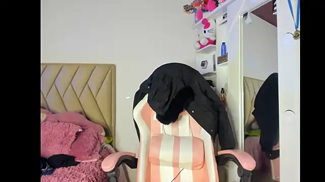 Candy violetta  online show from 11-11-25, 03:40