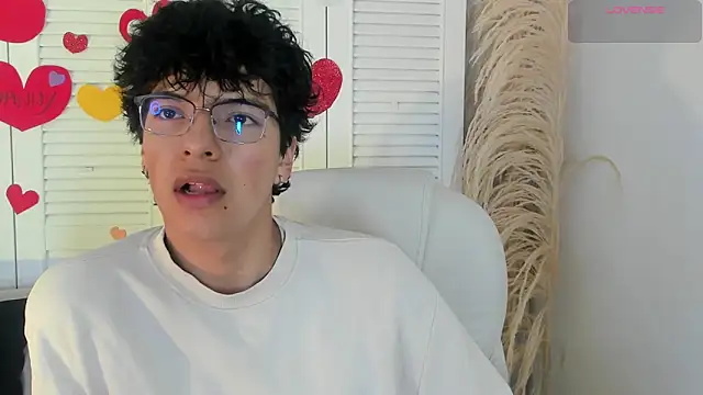 miilo wolf online show from 09-12-25, 12:49