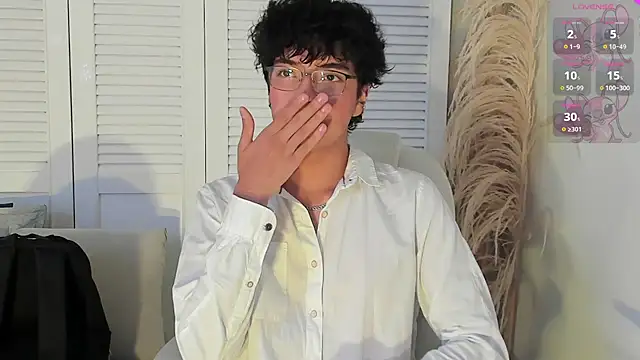 miilo wolf online show from 09-27-25, 12:44