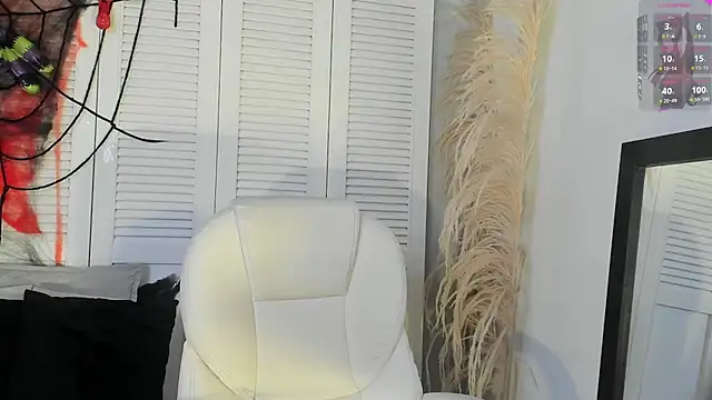 miilo wolf online show from 10-23-25, 01:32