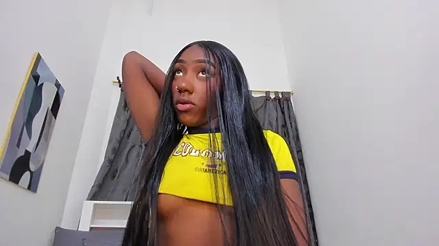 Mistt Mia online show from 03-11-26, 05:40