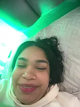 SamaraAnders  online show from 04-13-26, 05:11