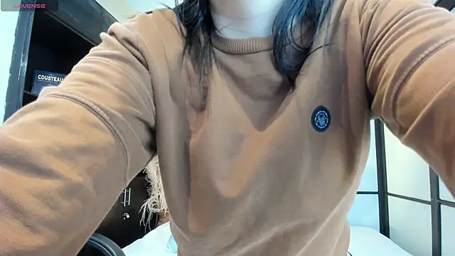 SamaraAnders  online show from 01-07-26, 05:12