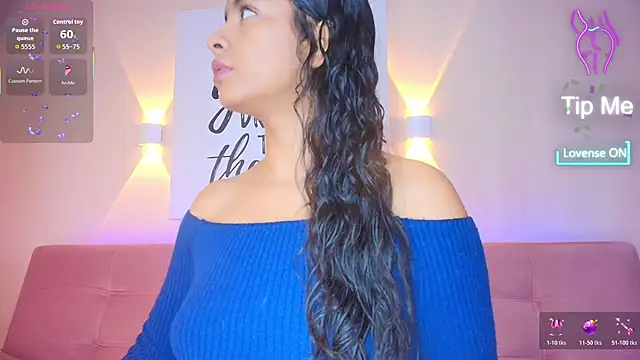 SunnyGilmoree online show from 11-28-25, 08:09