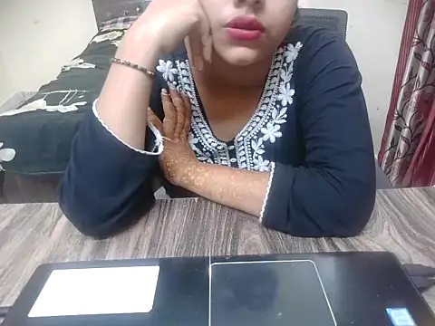 lusty kaira online show from 07-29-26, 06:07
