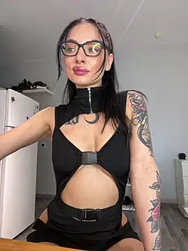 kaonasssiii online show from 10-27-25, 01:12