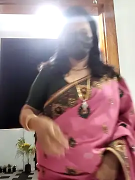 mallu-lover online show from 03-03-26, 02:57