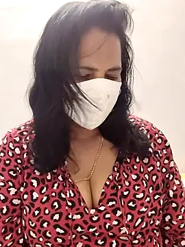 mallu-lover online show from 12-20-25, 05:05