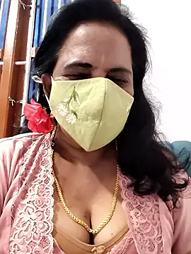 mallu-lover online show from 01-12-26, 04:25