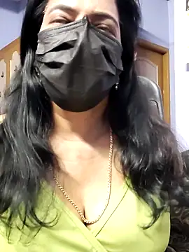 mallu-lover online show from 11-13-25, 01:31