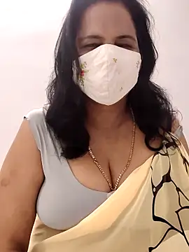 mallu-lover online show from 12-21-25, 03:14