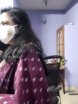 mallu-lover online show from 11-18-25, 06:06