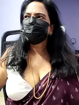 mallu-lover online show from 11-05-25, 04:26