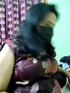 Snapshot of mallu-lover chatting on 04-17-26, 05:49 mallu-lover online show from 04-17-26, 05:49
