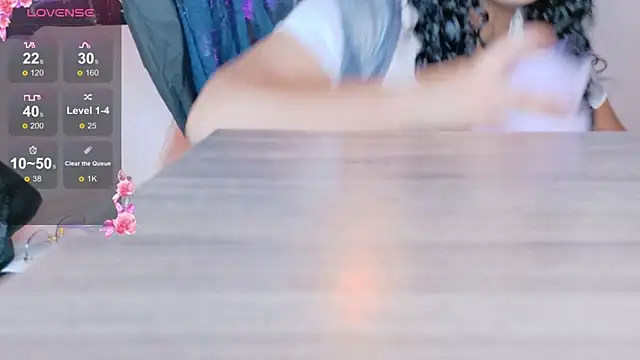 emily perezz online show from 10-29-25, 07:24