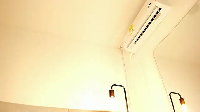 Lilith Blaze  online show from 02-16-26, 01:21