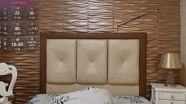 Snapshot of Miladiosa chatting on 04-24-26, 01:02 Miladiosa online show from 04-24-26, 01:02