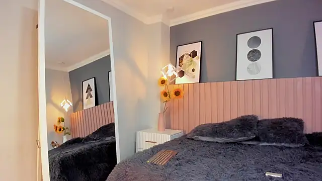 amy miller1 online show from 09-08-25, 08:19