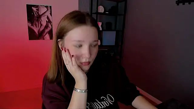 Snapshot of JaneByrd chatting on 10-13-25, 02:40 JaneByrd online show from 10-13-25, 02:40