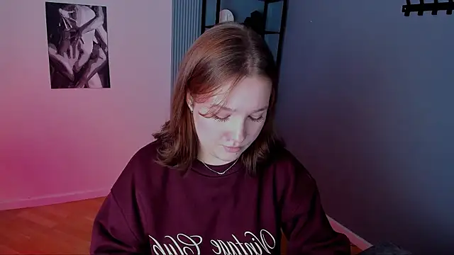 Snapshot of JaneByrd chatting on 10-11-25, 02:29 JaneByrd online show from 10-11-25, 02:29