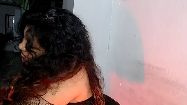 CloeStron online show from 10-11-25, 12:33