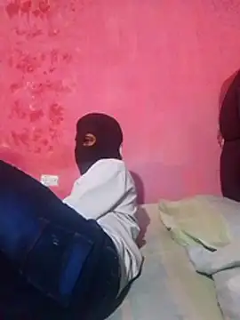 Snapshot of shessAz chatting on 03-27-26, 08:01 shessAz online show from 03-27-26, 08:01