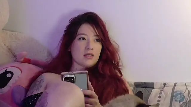 lunnaa  online show from 02-12-26, 01:16