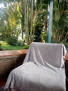 SophiaGuzman online show from 10-28-25, 08:30