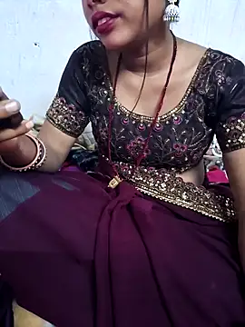 Snapshot of desimalai28 chatting on 02-06-26, 06:59 desimalai28 online show from 02-06-26, 06:59