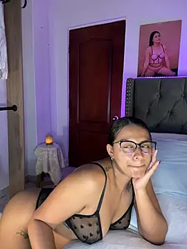 ema zoe online show from 05-19-26, 01:56