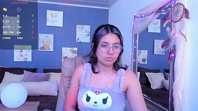 Snapshot of Nova_allen chatting on 10-03-25, 10:44 Nova allen online show from 10-03-25, 10:44